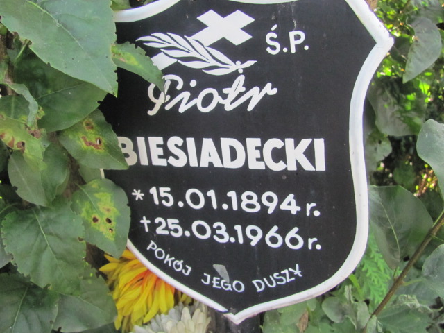 Piotr Biesiadecki 1894 Dzierżoniów - Grobonet - Wyszukiwarka osób pochowanych
