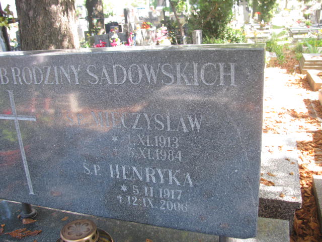 Mieczysław Sadowski 1913 Dzierżoniów - Grobonet - Wyszukiwarka osób pochowanych